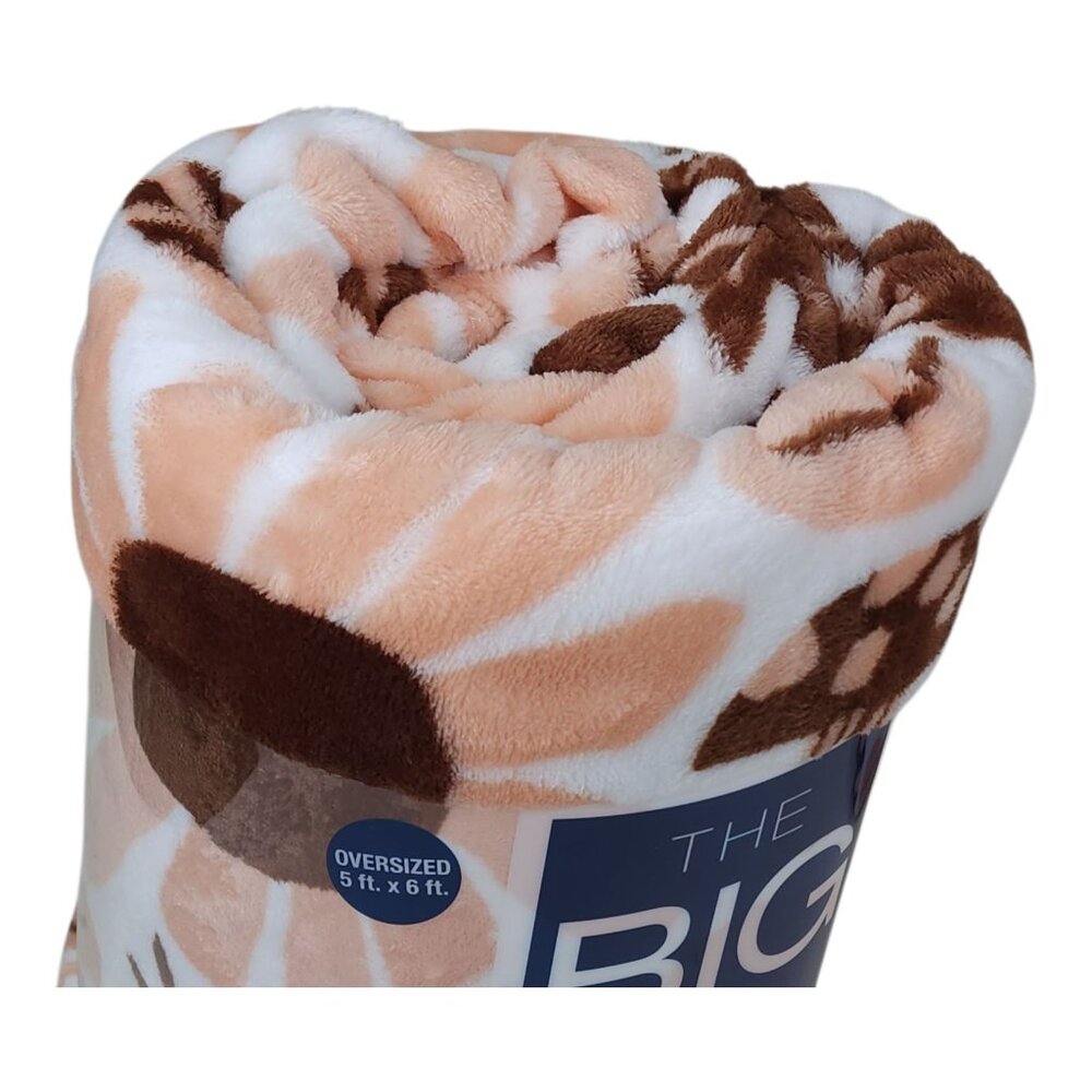 The Big One Oversized Plush Throw Blanket 5ft x 6ft Mushrooms Flowers Fall Icon - Picture 7 of 11